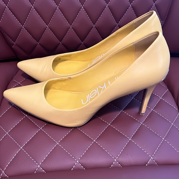Calvin Klein Heels - Picture 2 of 10